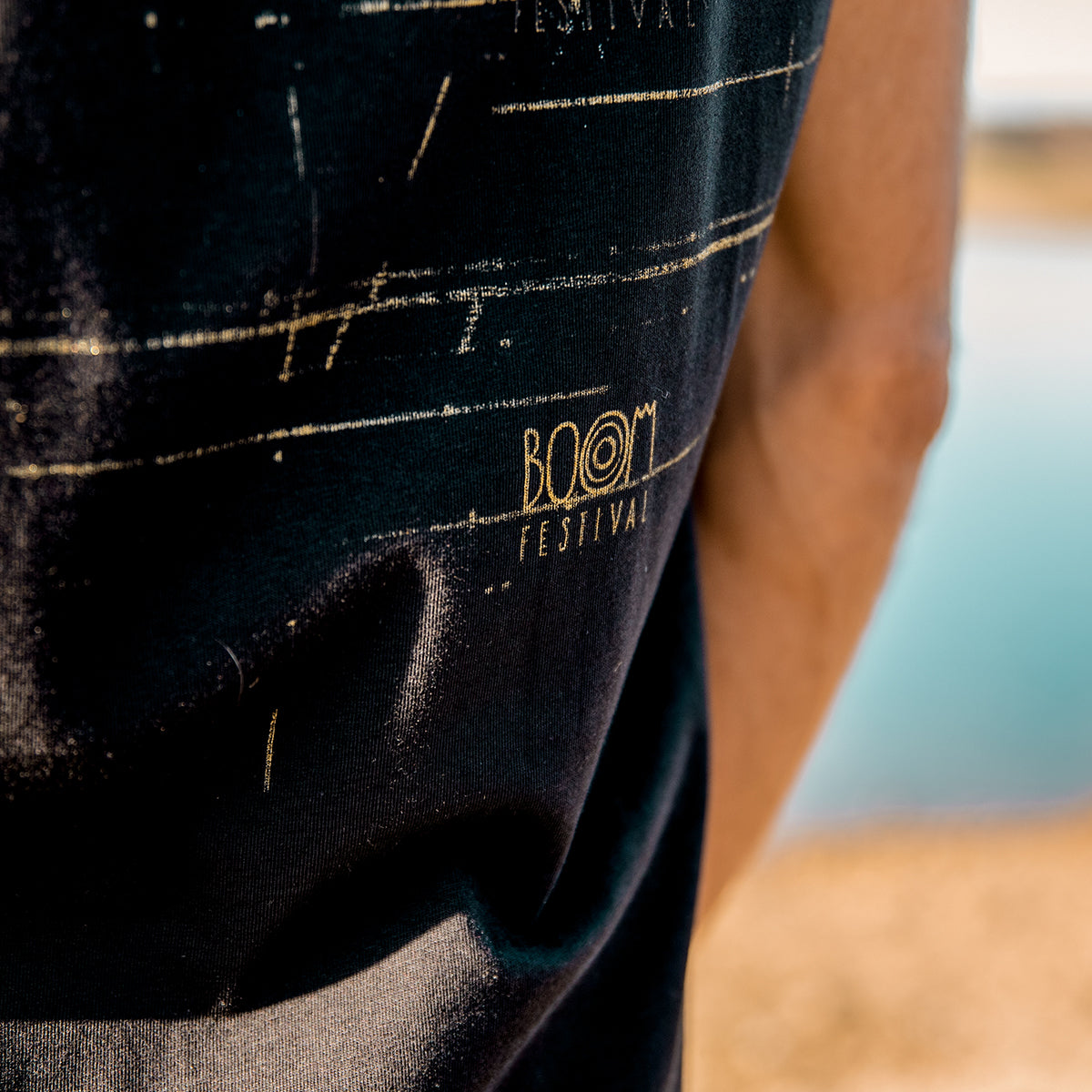 FREQUENCY TANK TOP - BLACK