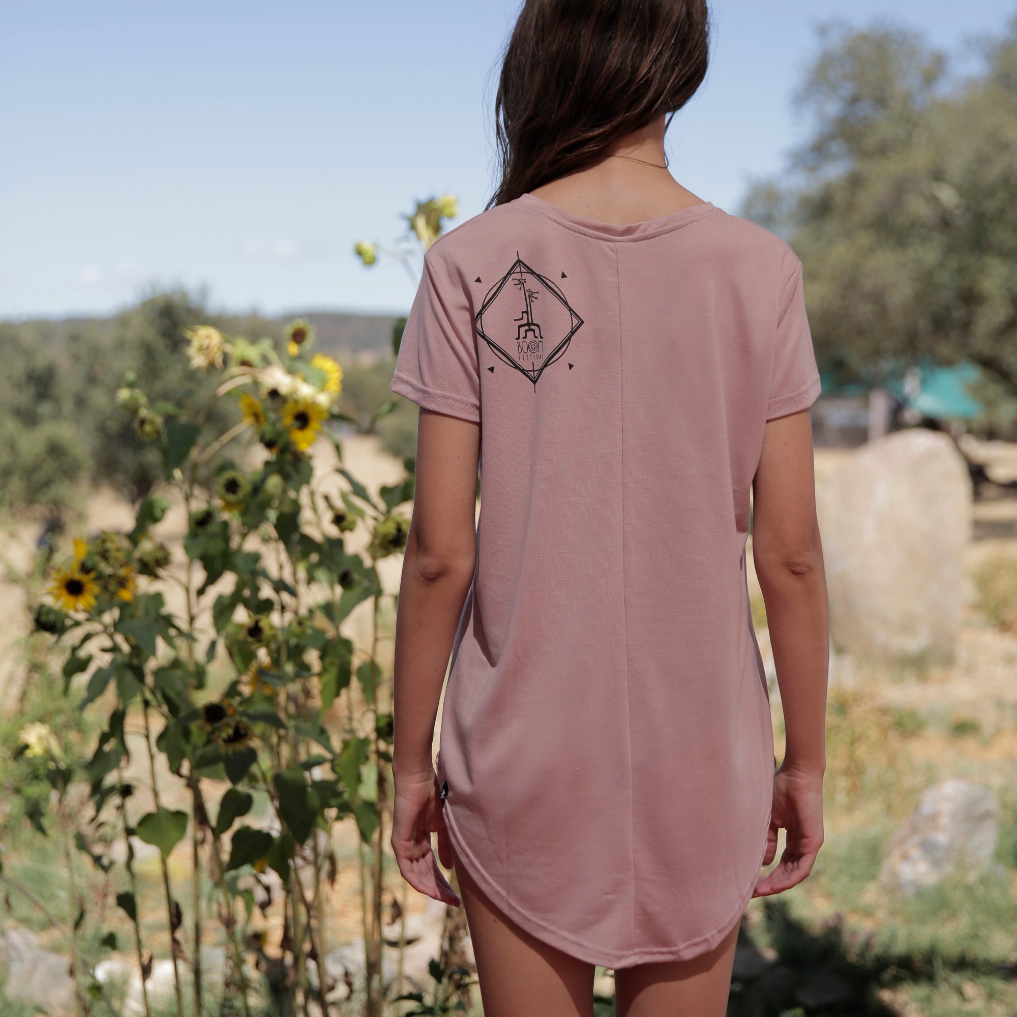 Geometric Flower T-shirt – Pastel Pink