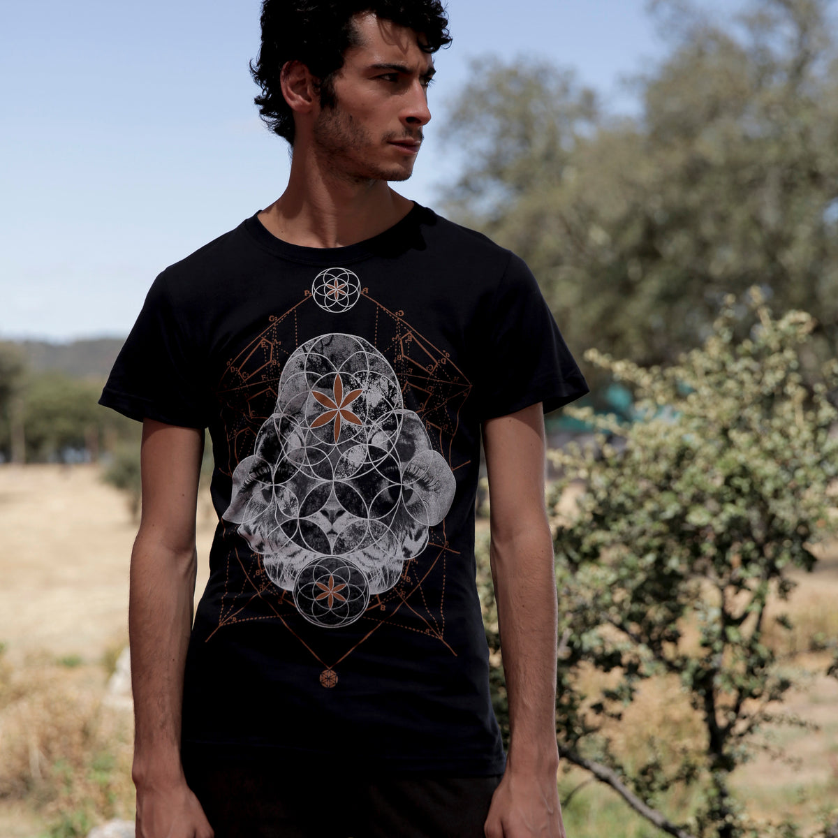 NEO GEO T-SHIRT - BLACK